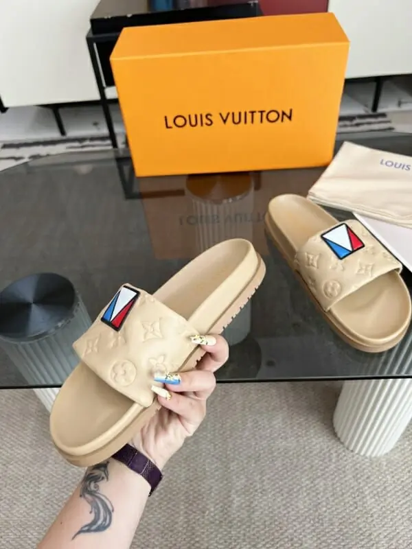 louis vuitton chaussons pour femme s_12670732